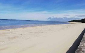1er ligne pied dans l'eau plage option parking